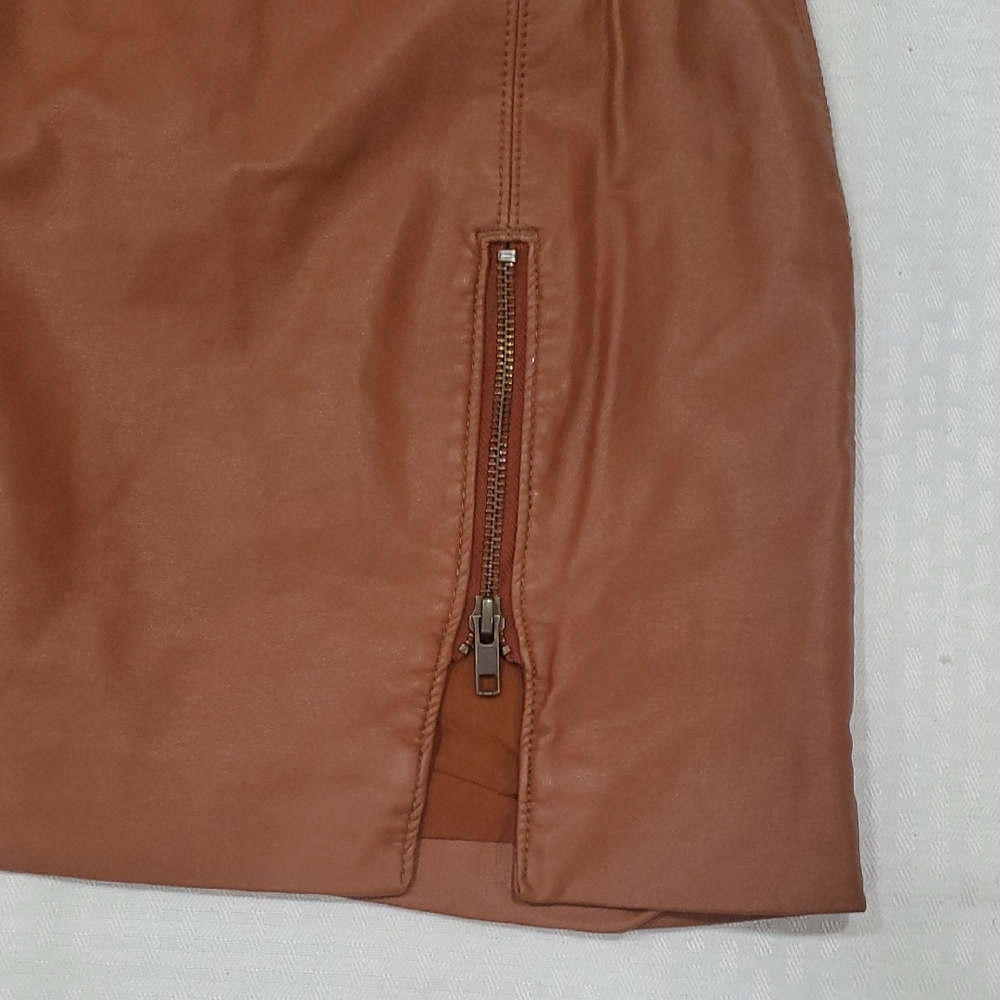 Free People Tan Brown  Mini Skirt with Zipper Detail - Picture 2 of 10